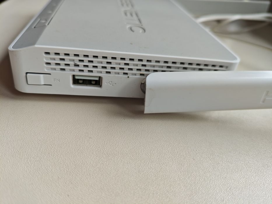 Роутер D-link  маршрутизатор