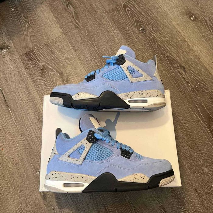 Jordan 4 University Blue