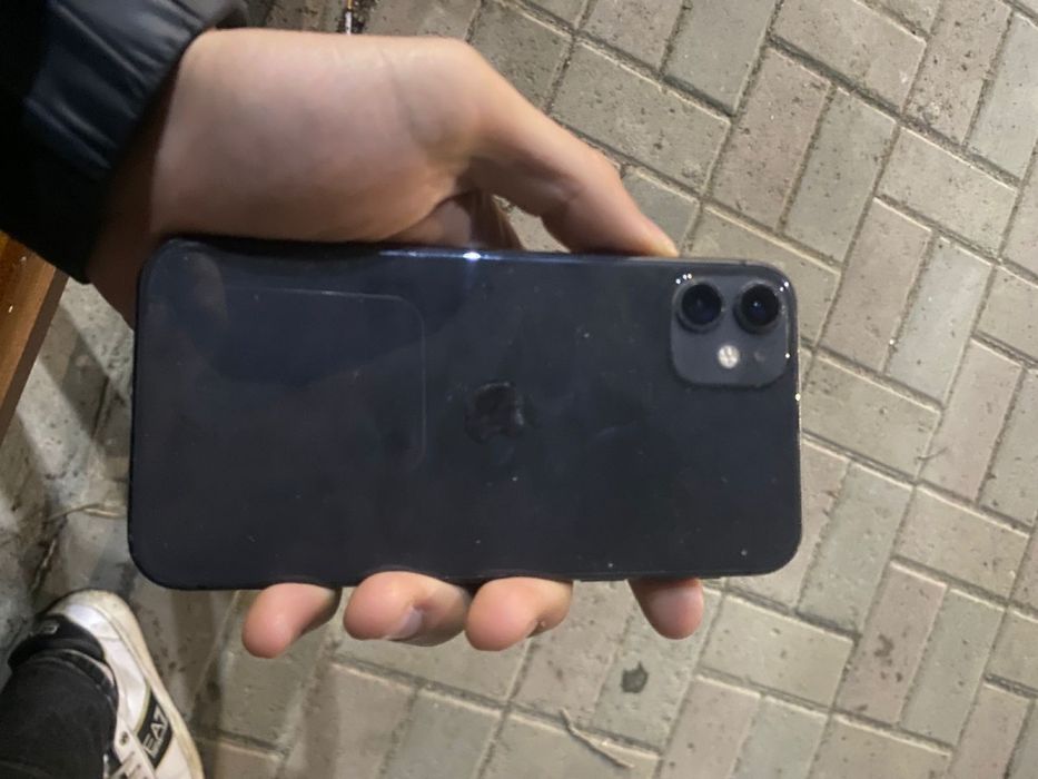 iPhone 11 черный цвет