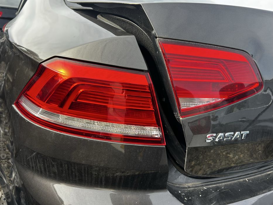Stop stânga aripă Volkswagen Passat B8 berlină