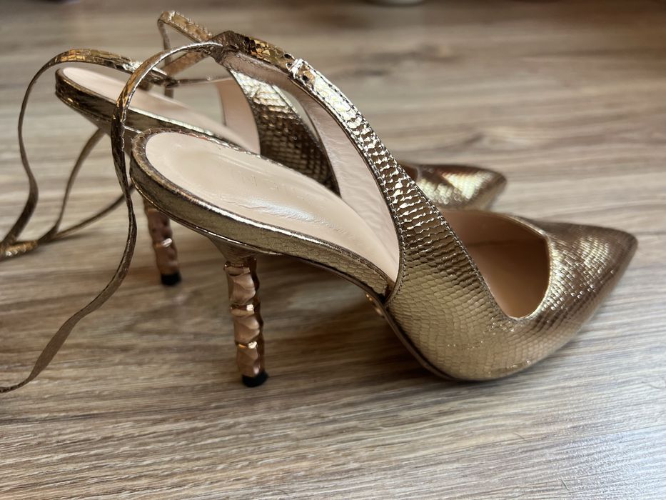 Обувки ingiliz на висок ток