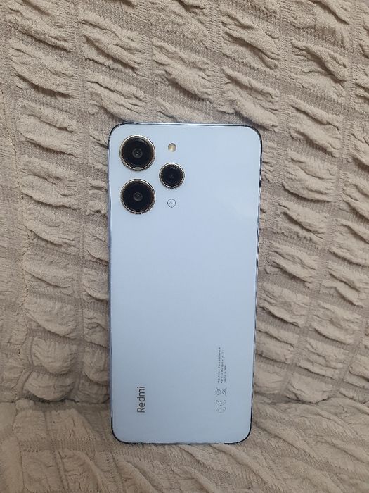 Srochna sotiladi Xiaomi Redmi 12 8+8/256Gb Original Xolati Yaxshi