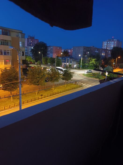 Închiriez apartament cu două camere  decomandat in regim hotelier  etaj 2 cart Craiovita Noua zona Materna