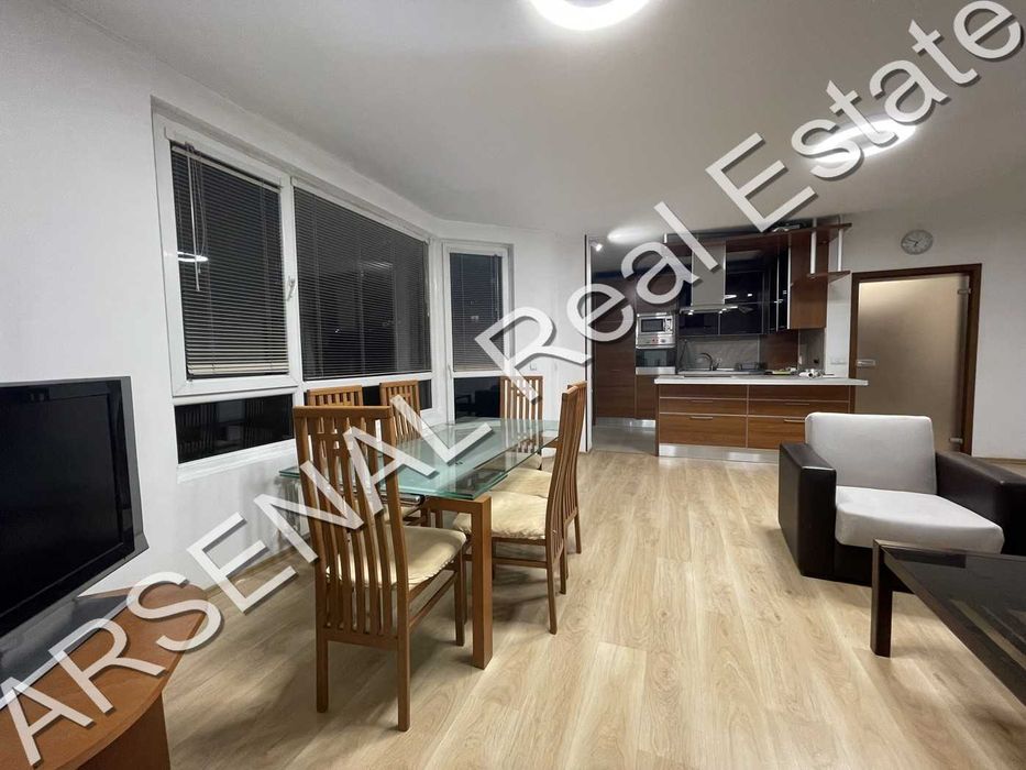 Дава се под наем Тристаен апартамент в София, Стрелбище - 134 кв.м за 700 € - Снимка #2