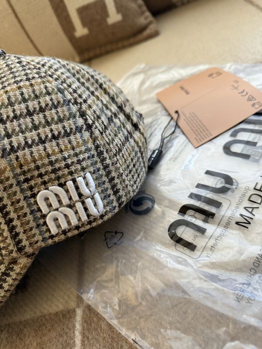 MM шапка от вълна New Season