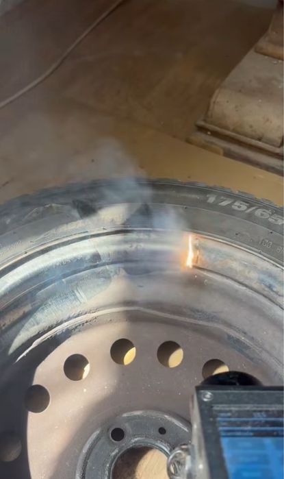 Лазерно почистване