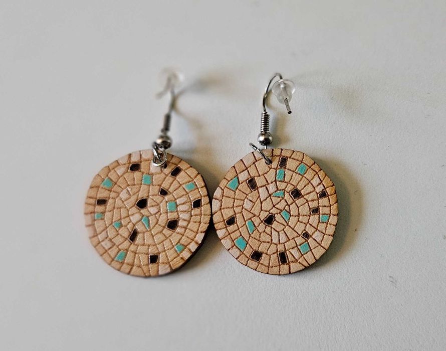 Дървени обеци. Ръчна изработка. Уникат!