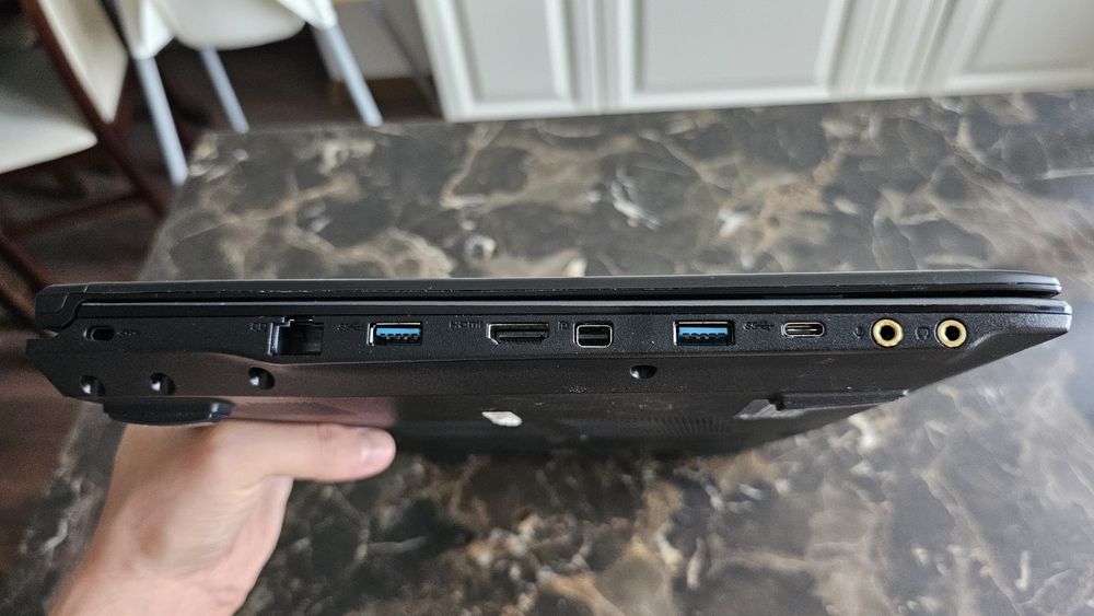 Laptop gaming MSI GV62 8RD i5 - Stare impecabilă