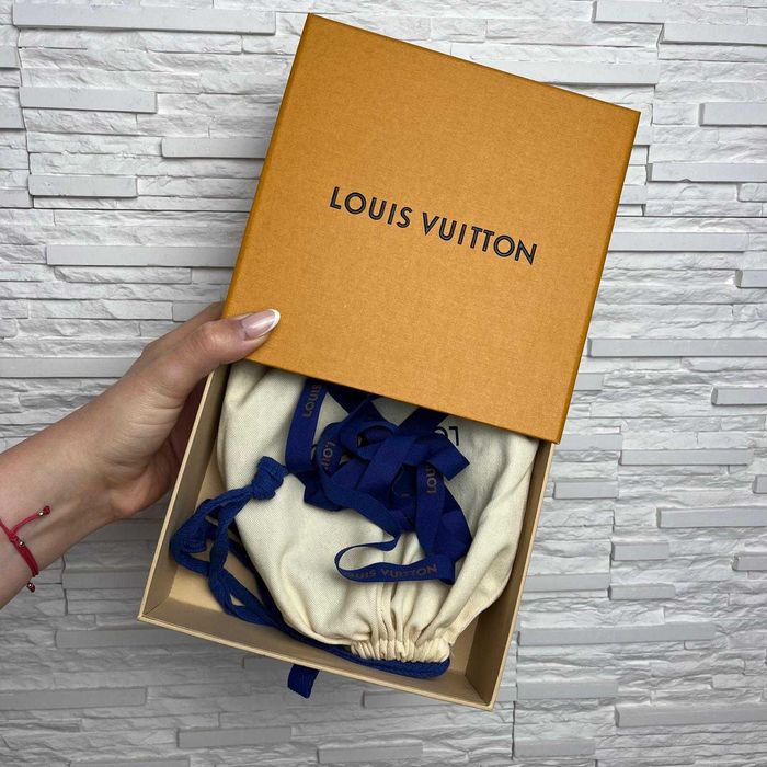 Колан Louis Vuitton