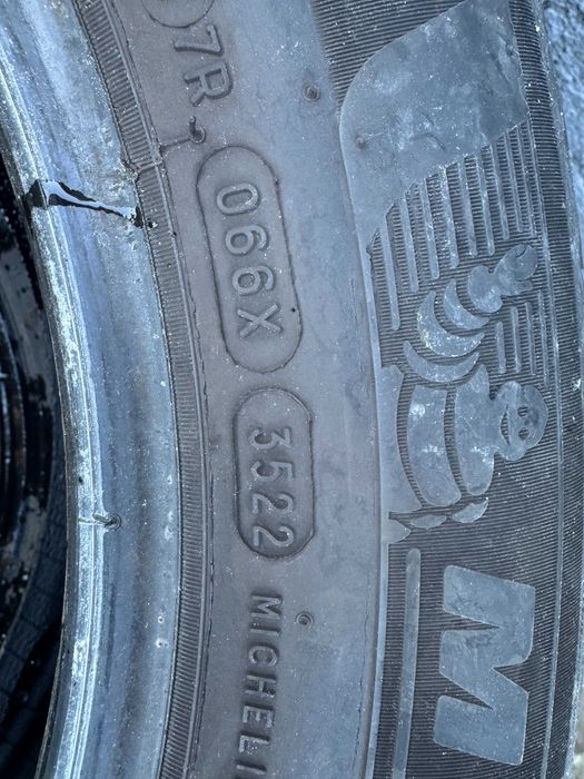 Anvelope Michelin 205/60 R16 IARNA M+S