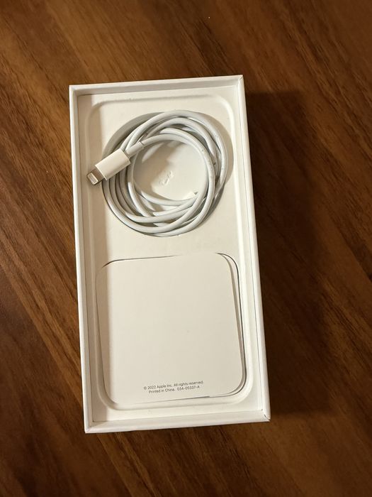 iPhone 14 128GB Purple | Pachet Complet + Huse Cadou