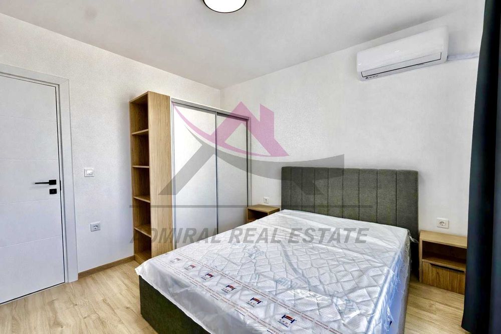 Чисто нов двустаен -Младост 1