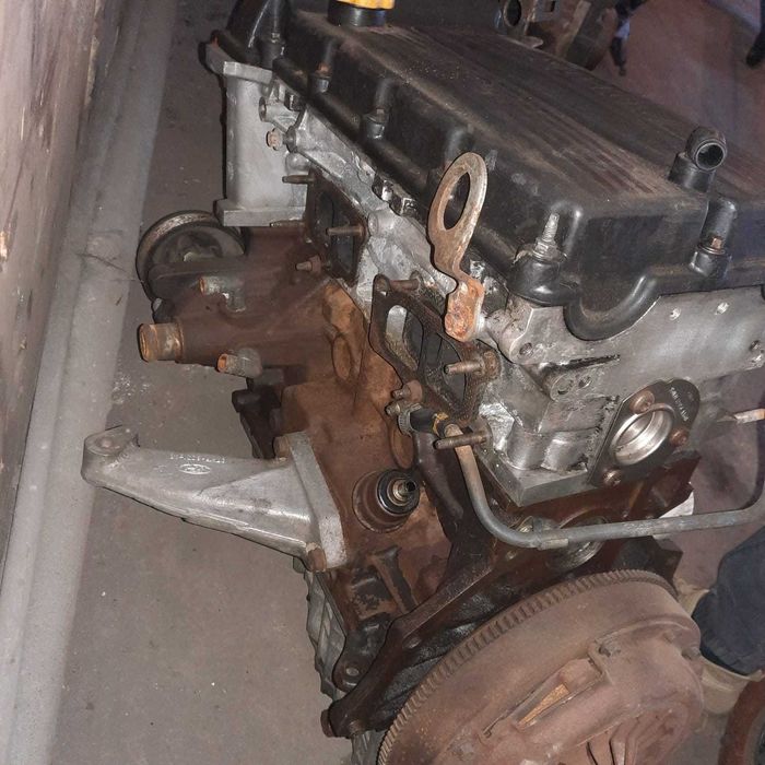 Привозной мотор на Форд 2 литра DOHC