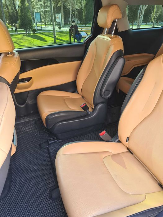 продаётся , sotiladi Kia Carnival 2021