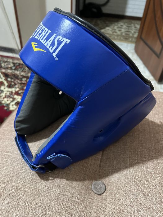 Boxs shlemi, perchatkasi