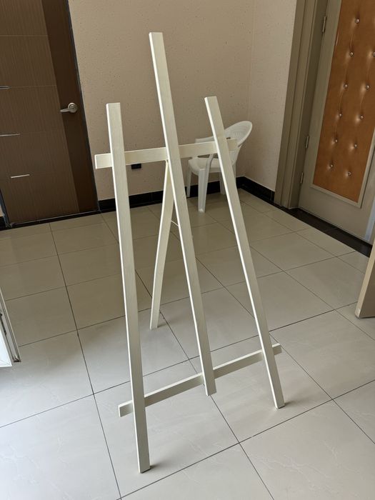 Продам мольберт для фото (150см)