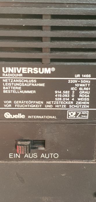 Радиочасовник Universum