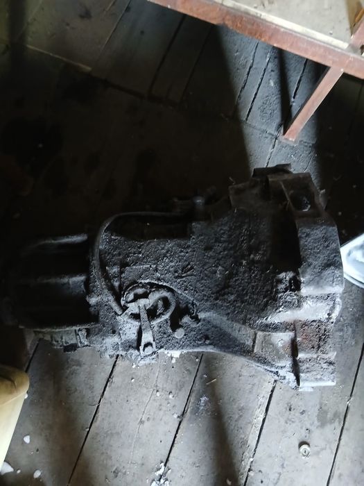 Коробка передач Ауди А6С4..  Б/у