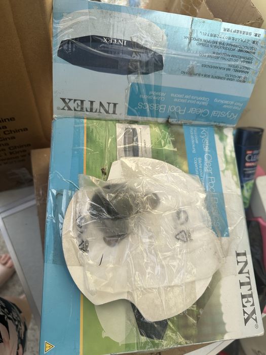 Продам Бассейн Intex.