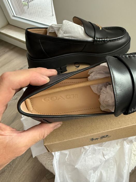 Coach кожени мокасини