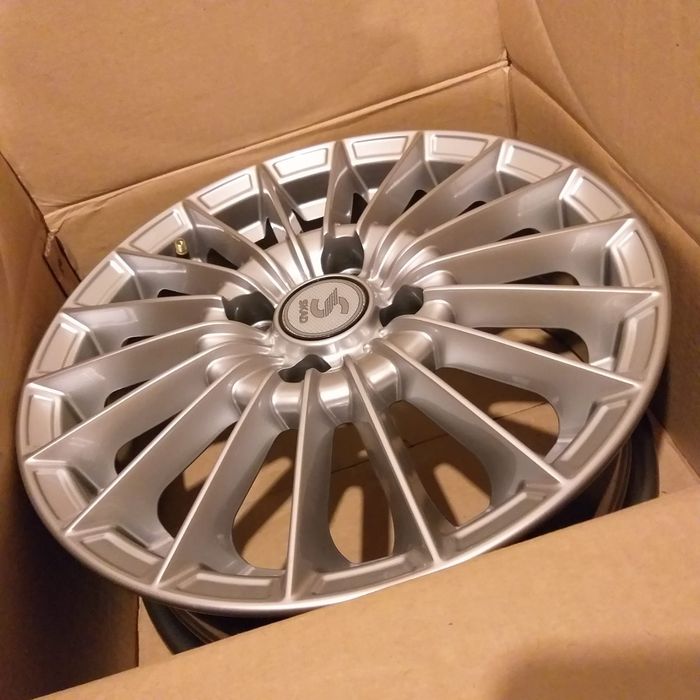 Диски, авторегистратор,  аккумулятор