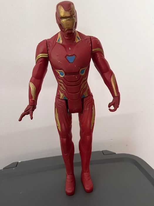 Екшън фигури Avengers, 30 см