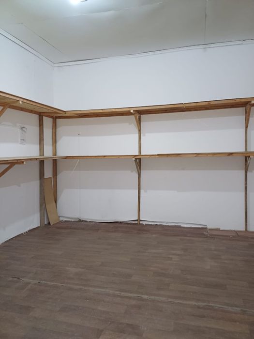 Сдается помещение напротив рынка Самал