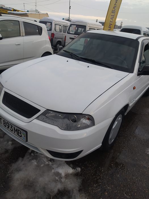 Nexia sotladi srochna!!!