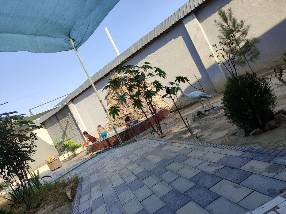 Ховли 4сотих янги махала янги курилган