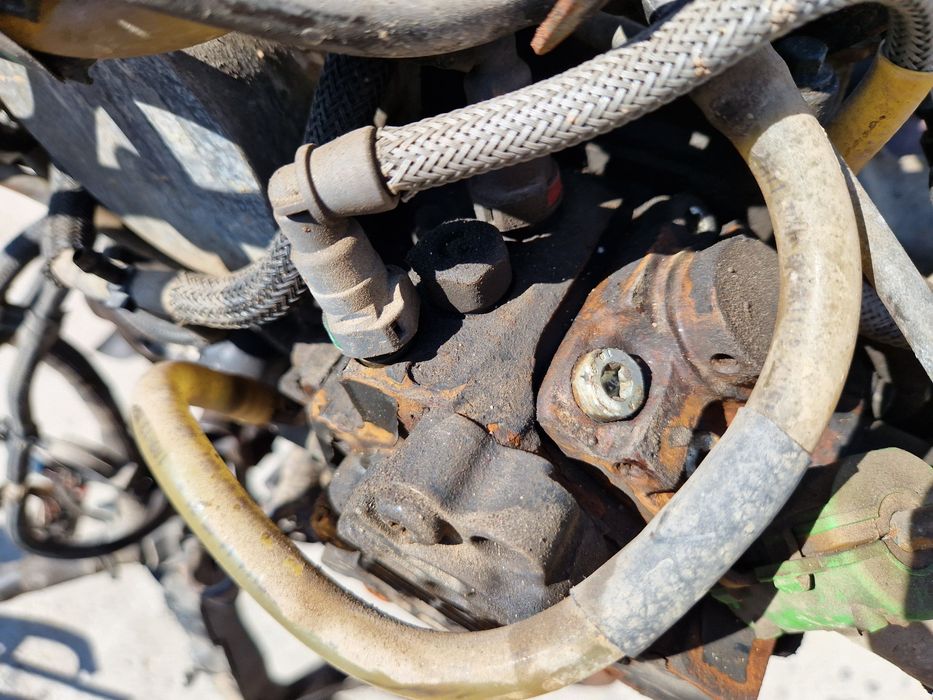 Injectoare pompa renault trafic 2.0