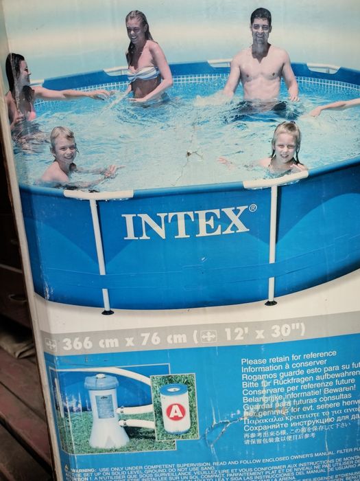 Продам бассейн Intex