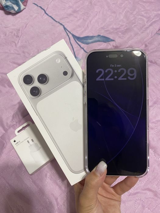 Продаю iPhone 17 pro max