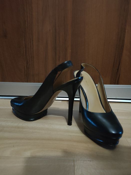 Продаю туфли, размер 37-38