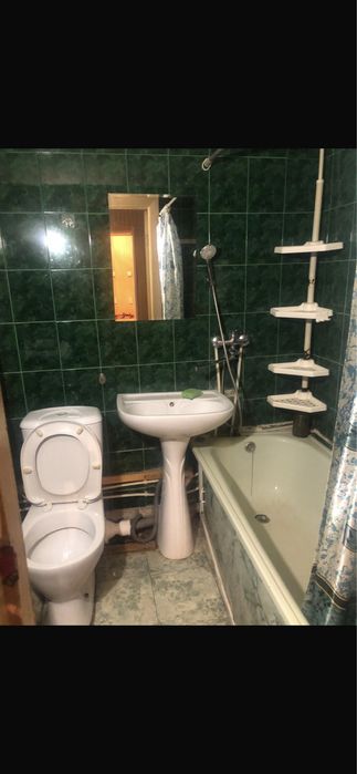 Сдам двух комнатную в центре