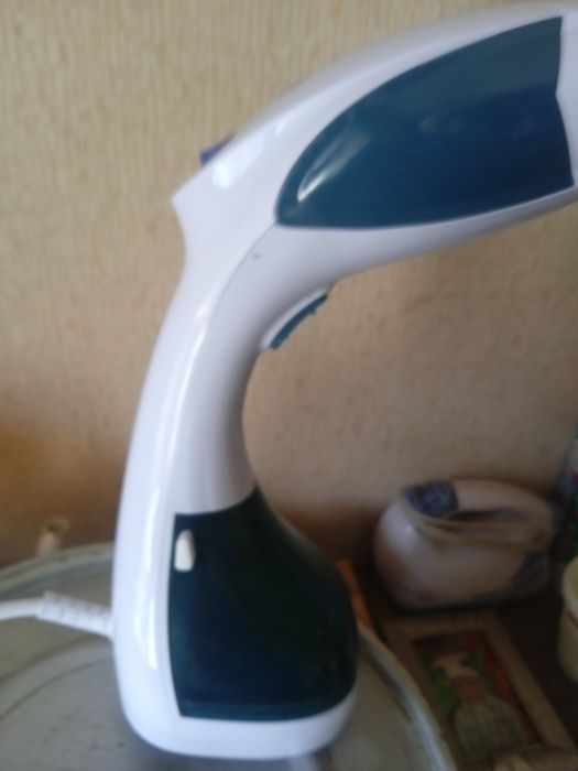 Продам паравой утюг