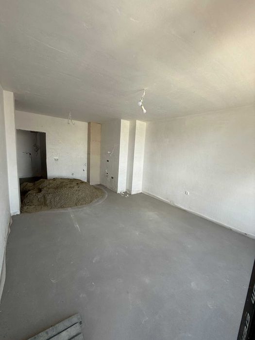 Продава се Двустаен апартамент в Пловдив, Тракия - 72 кв.м за 1289 €/кв.м - Снимка #4