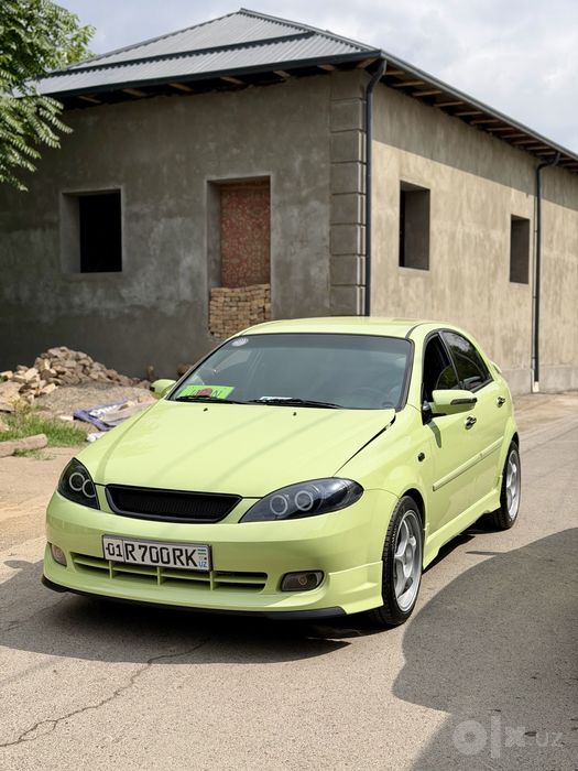 Lacetti hatchbak
