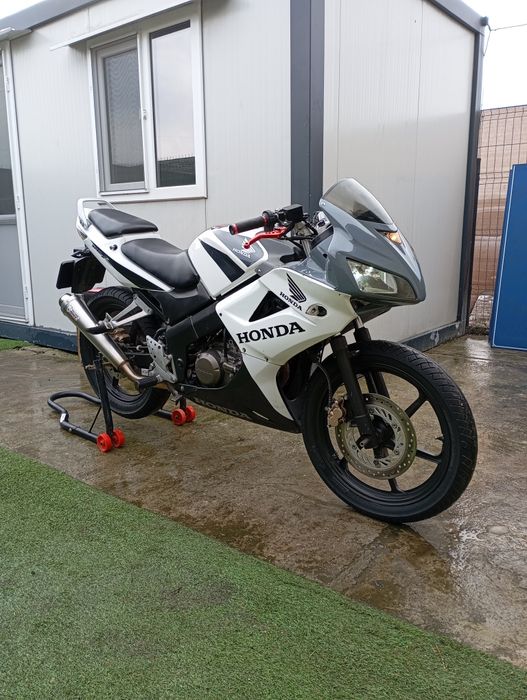 Vând Honda cbr 125 R injecție !!!