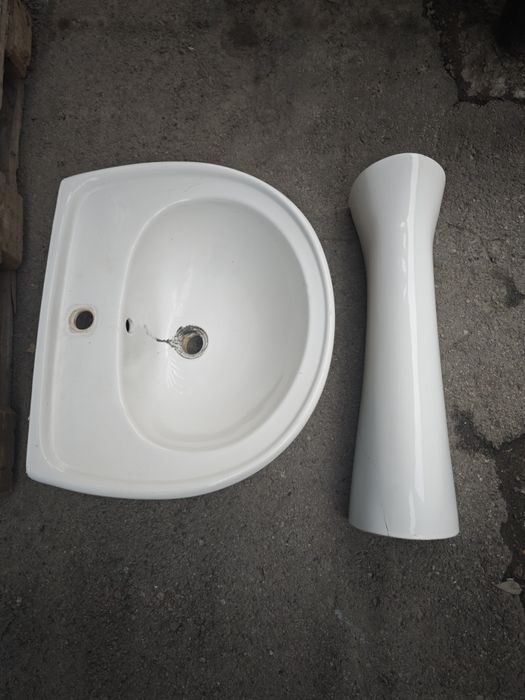 Раковина врезная, и отдельно стоящая + зеркало