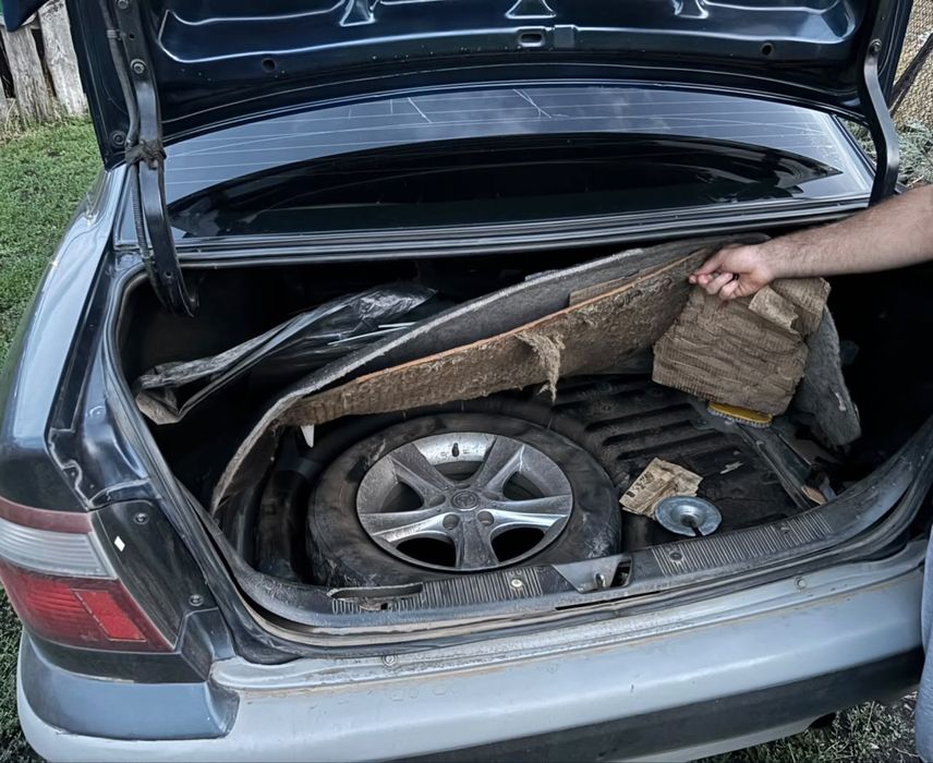 Продам машину Mazda 626
