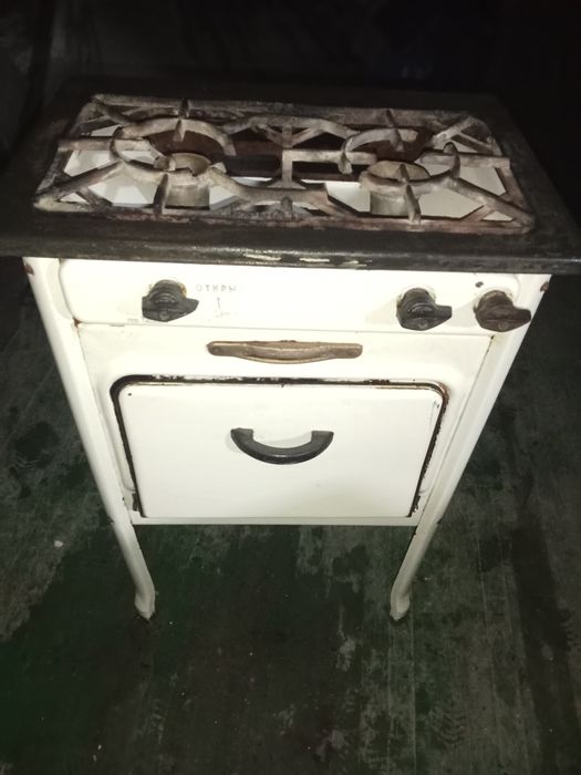 Газовая плита рабочая продается