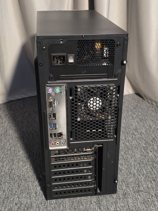 PC Gaming Mid-Range | RTX 2060 12GB VRAM | i3-9100F | 16GB RAM | Sursă