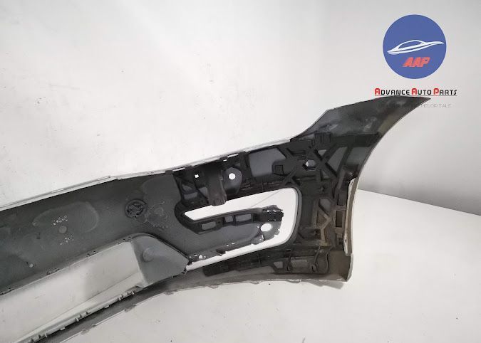 Предна броня оригинална със сензори и мивки Фолксваген / Volkswagen VW