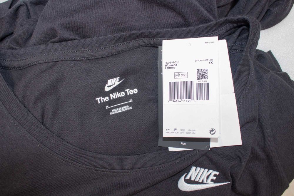 Nike Sportswear Club Essentials дамска тениска черна памук 1X 4XL нова