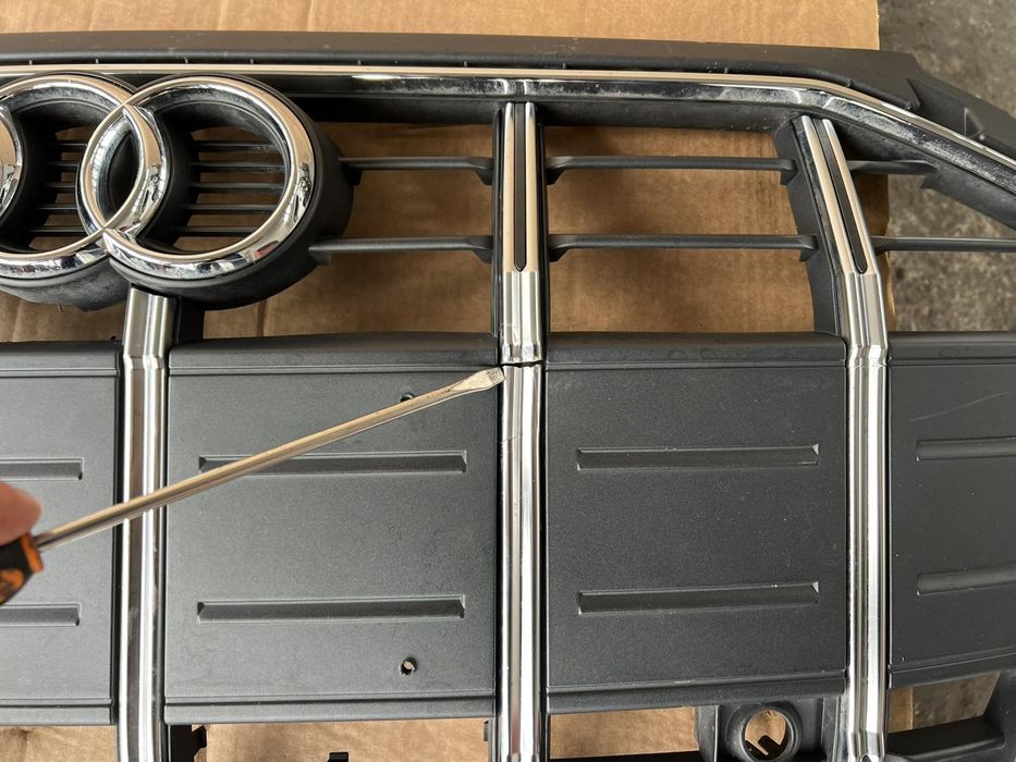 Предна решетка за AUDI A4 ALLROAD B9  2022 година- 8W0853651 DP BCL