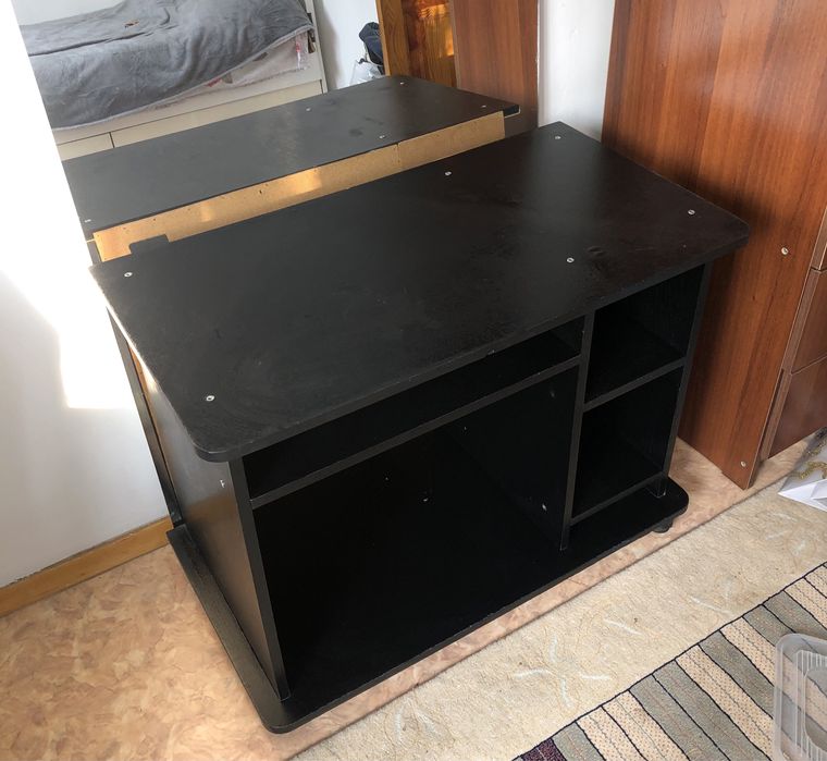 Продам тумбочку, шкафчик