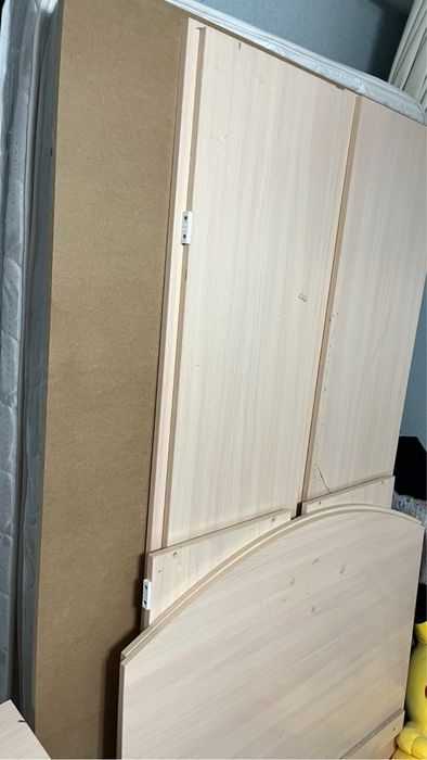 Продам две кровати 1х2