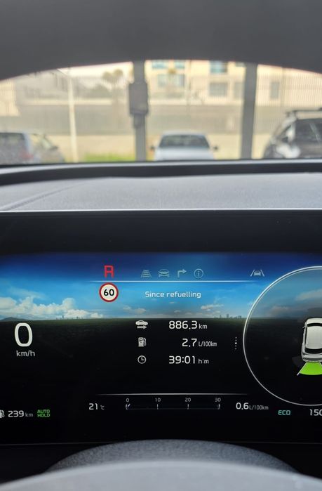 KIA Sportage 2022 — imagine 3
