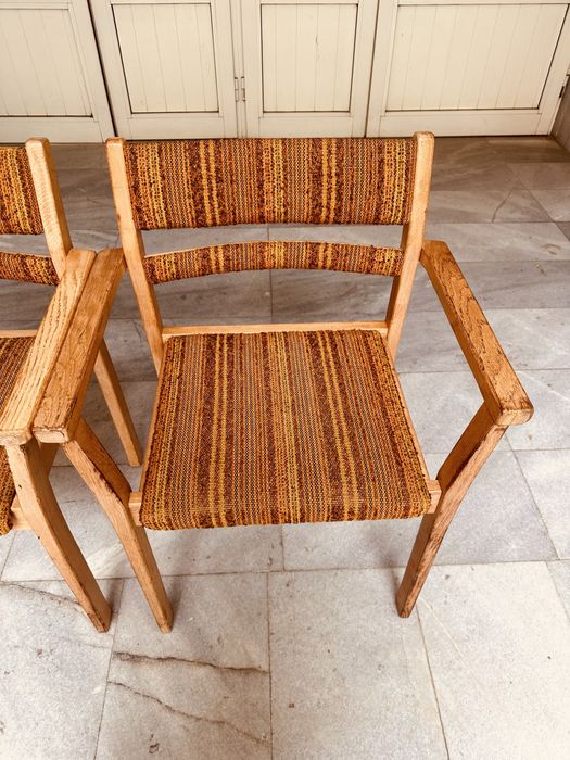 Винтидж шведски столове с подлакътници – Scandinavian Mid-Century (60-те)