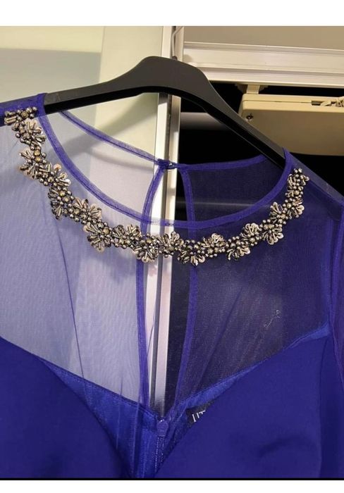 Rochie albastra,model deosebit,mar.46,ca si noua
